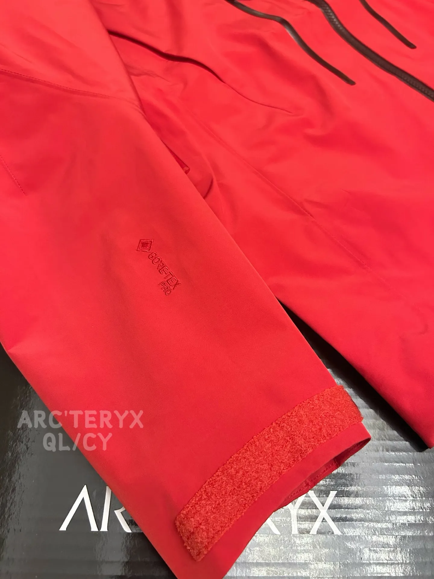 Qualitysv 7 Arcteryx Alpha Series Sv 7 GORE-TEX Pro Logo ：X 000007555 Quality ！ low 24SS Arc‘teryx ， 6 ， ， ， ！ Recco ， ， ！ . ， .！ ， Quality， . ！ ！ ！ ！ GORE-TEX 3.0 Logo ， ， ， ， ， ， ， ， 。 ， Black！ ！ Red Blue！ ！ ！ Size：S-XXL ： / / / / / / Gray/ / / ：76 78 80 82 84 ：60 62 64 66 68 ：47 48 49 50 51 S 90-120 M 120-140 L 140-160 XL 160-180 XXL 180